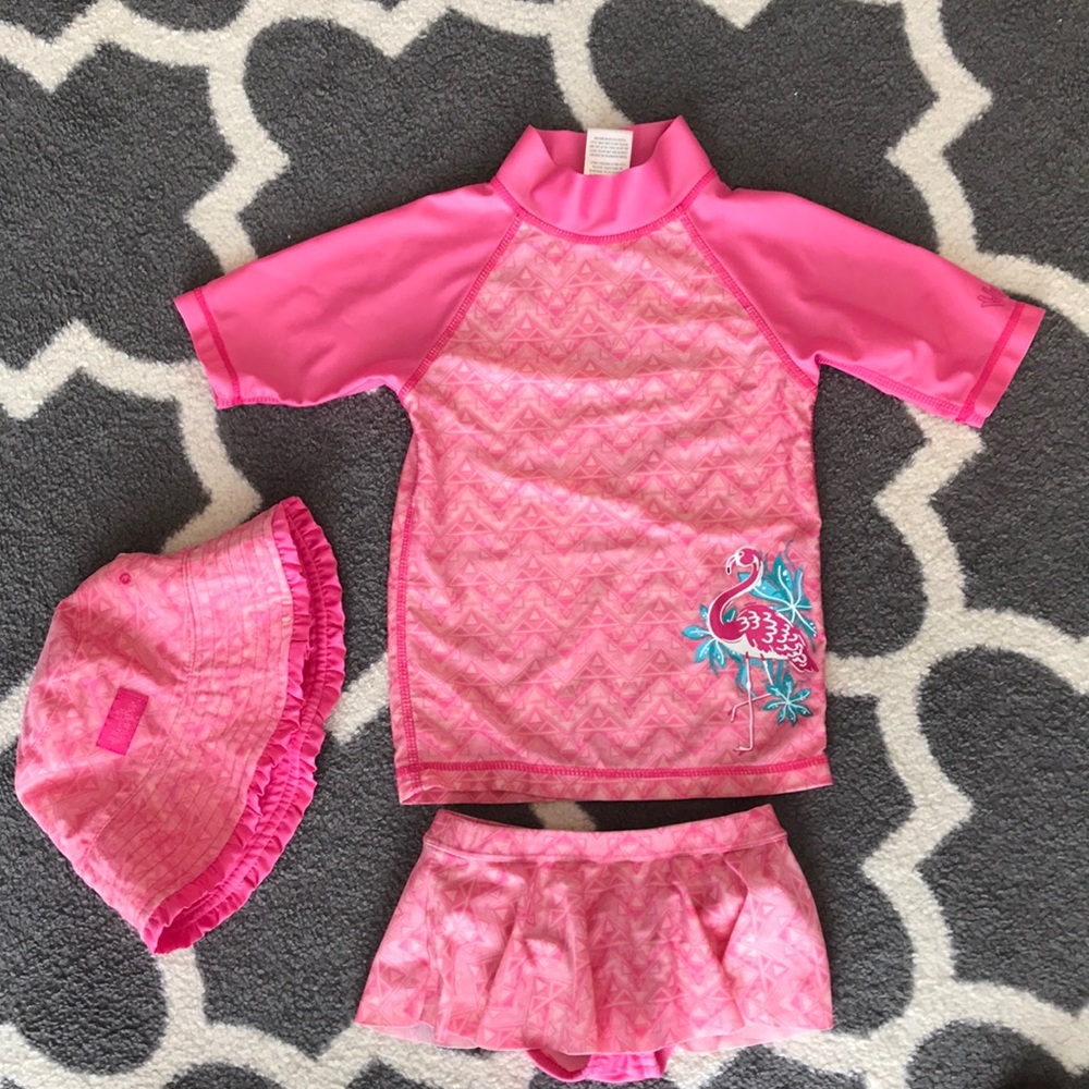 UV Skinz Girls Swim Suit 🏖